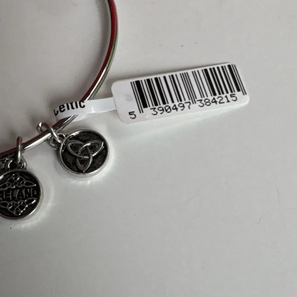 SOLVAR New with Tag Silver-tone Charm Bangle Claddagh Charm Bracelet 4 charms.
